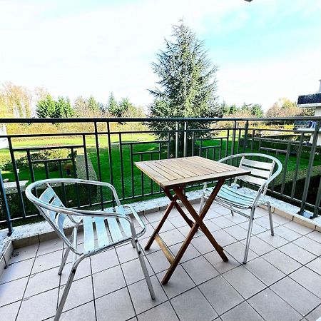Beautiful Apartment * Parking* Disneyland 10 Min Монтеврен Екстериор снимка