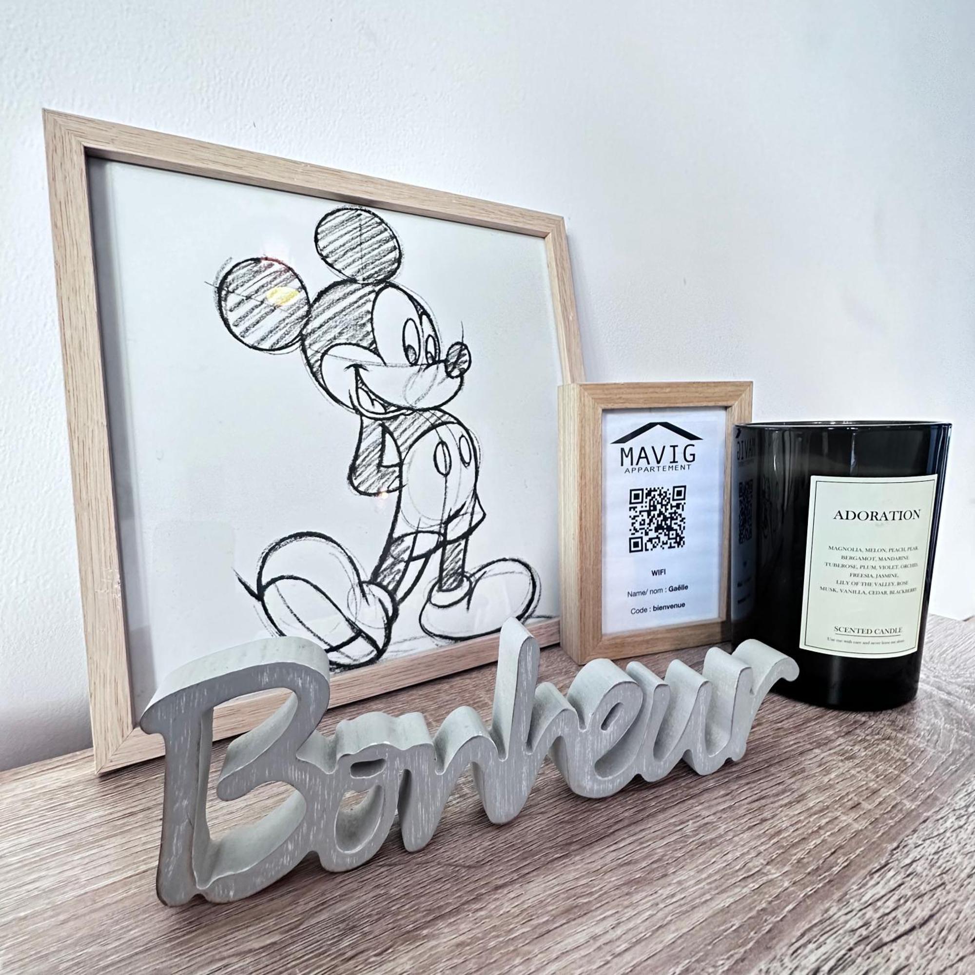 Beautiful Apartment * Parking* Disneyland 10 Min Монтеврен Екстериор снимка